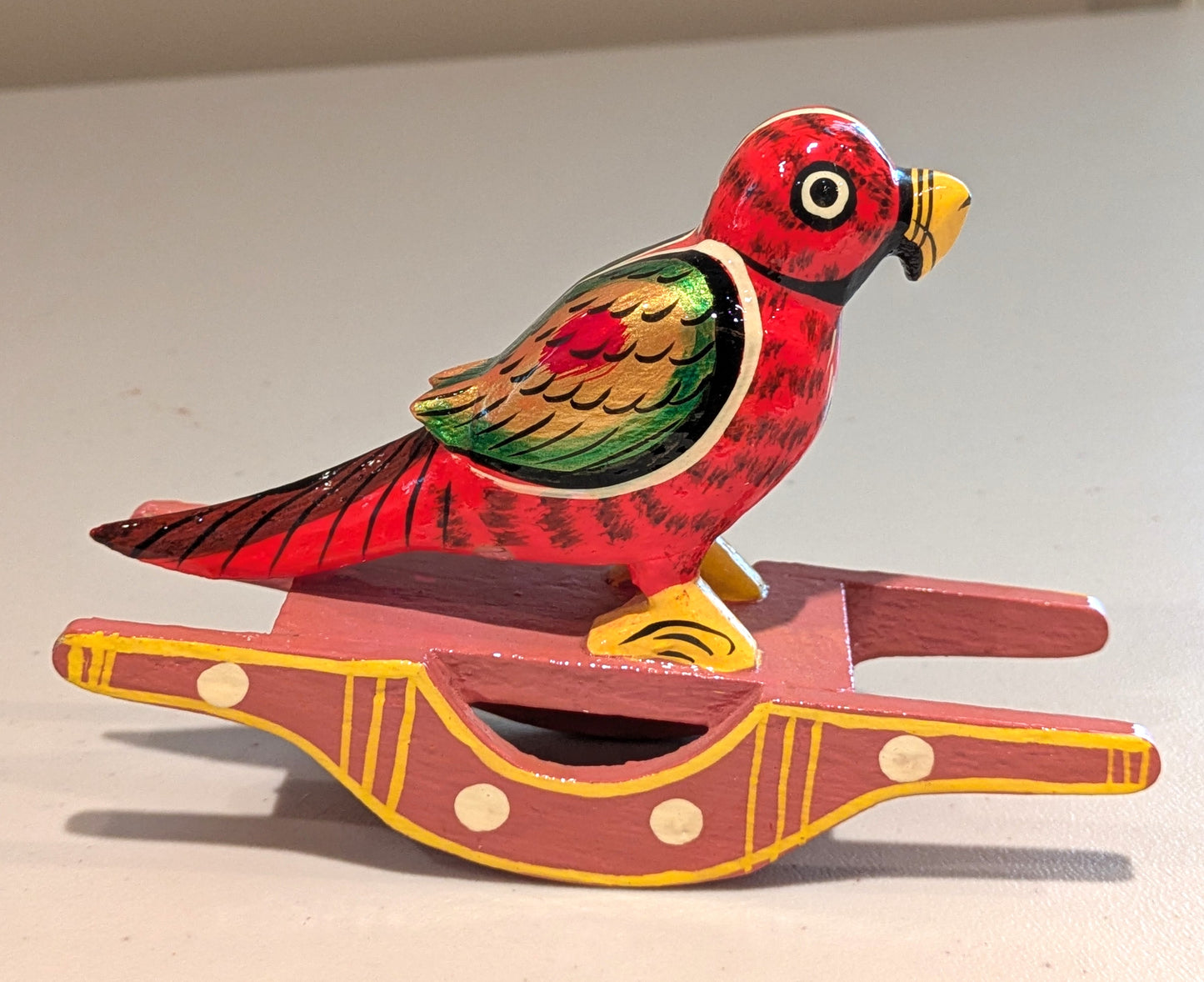 Rocking Parrot