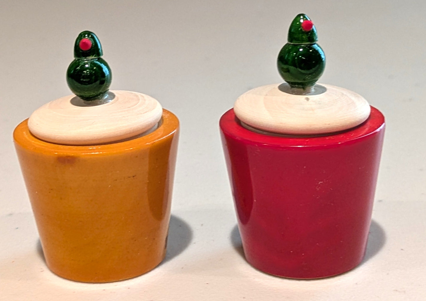 Parrot Kumkuma Dibba Set